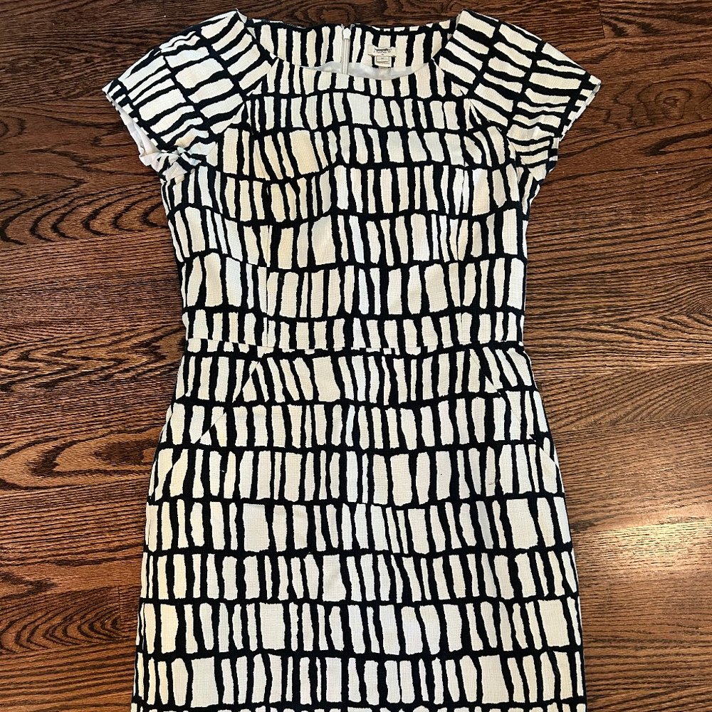 J. Crew Black and White Pattern Suit Dress. Size 6.